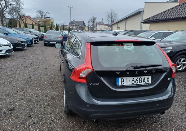 Volvo V60 cena 30999 przebieg: 215000, rok produkcji 2011 z Sieradz małe 121